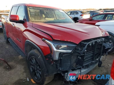 Piąte zdjęcie samochodu w środku: 2022 TOYOTA TUNDRA VIN:5TFJA5DB1NX005457 - miniatura