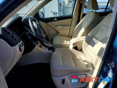 Zdjęcie 7 z 12 samochodu: 2017 VOLKSWAGEN TIGUAN S VIN:WVGAV7AX6HK018301 - miniatura