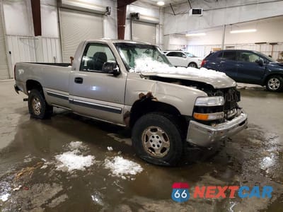 Czwarte zdjęcie samochodu z boku: 2001 CHEVROLET SILVERADO K1500 VIN:1GCEK14V71E193344 - miniatura