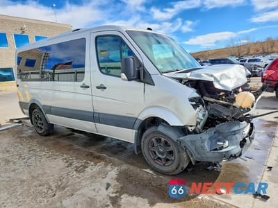 Czwarte zdjęcie samochodu z boku: 2016 MERCEDES-BENZ SPRINTER 2500 VIN:8BRPE7DD9GE121871 - miniatura