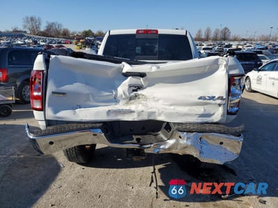 Zdjęcie 6 z 13 samochodu: 2012 DODGE RAM 2500 LARAMIE VIN:3C6UD5NLXCG337059 - miniatura