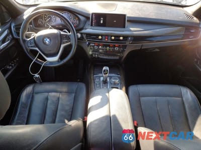 Zdjęcie 8 z 12 samochodu: 2018 BMW X5 XDRIVE35I VIN:5UXKR0C54J0X85208 - miniatura