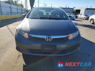 Piąte zdjęcie samochodu w środku: 2012 HONDA CIVIC VIN:19XFB2F52CE361888 - miniatura