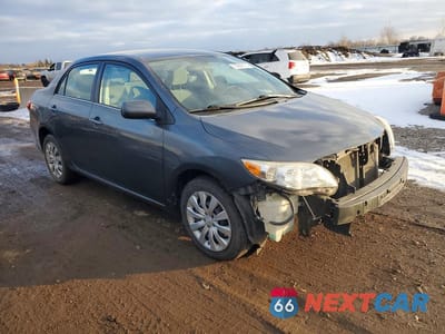 Czwarte zdjęcie samochodu z boku: 2013 TOYOTA COROLLA BASE VIN:2T1BU4EE9DC934288 - miniatura