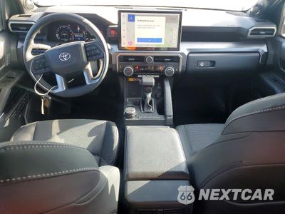 Zdjęcie 8 z 14 samochodu: 2025 TOYOTA 4RUNNER SR5 VIN:JTEVA5BR3S5062313 - miniatura