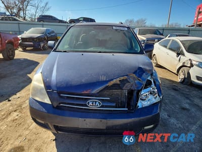 Piąte zdjęcie samochodu w środku: 2009 KIA SEDONA LX VIN:KNDMB233396305614 - miniatura