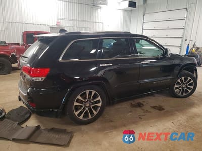 Trzecie zdjęcie samochodu z tyłu: 2017 JEEP GRAND CHEROKEE OVERLAND VIN:1C4RJFCG6HC750707 - miniatura