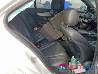 Zdjęcie 10 z 12 samochodu: 2018 MERCEDES-BENZ C 300 VIN:55SWF4JB2JU265438 - miniatura