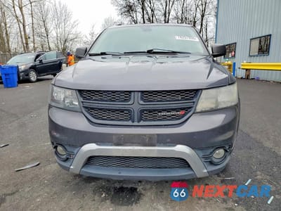 Piąte zdjęcie samochodu w środku: 2018 DODGE JOURNEY CROSSROAD VIN:3C4PDCGG2JT527310 - miniatura