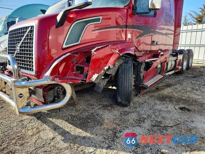 Zdjęcie 9 z 10 samochodu: 2017 VOLVO VNL SEMI TRUCK VIN:4V4NC9EG5HN983509 - miniatura