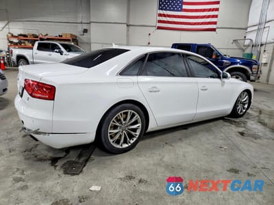 Trzecie zdjęcie samochodu z tyłu: 2011 AUDI A8 L QUATTRO VIN:WAURVAFD7BN014182 - miniatura