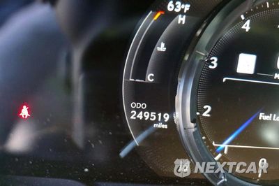 Zdjęcie 8 z 14 samochodu: 2023 LEXUS ES 350 F SPORT HANDLING VIN:58AJZ1B19PU141078 - miniatura