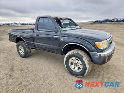 Czwarte zdjęcie samochodu z boku: 1999 TOYOTA TACOMA VIN:4TAPM62N9XZ564987 - miniatura
