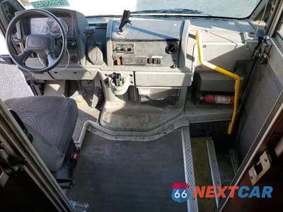 Zdjęcie 8 z 11 samochodu: 2016 ISUZU NPR VIN:JALB4T179G7W00333 - miniatura