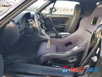 Zdjęcie 7 z 11 samochodu: 1999 MAZDA MX-5 MIATA VIN:JM1NB3537X0109120 - miniatura