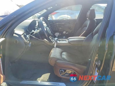 Zdjęcie 7 z 11 samochodu: 2017 AUDI A8 L QUATTRO VIN:WAU44AFD4HN008975 - miniatura