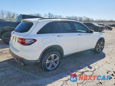 Trzecie zdjęcie samochodu z tyłu: 2017 MERCEDES-BENZ GLC 300 VIN:WDC0G4JB0HF136859 - miniatura