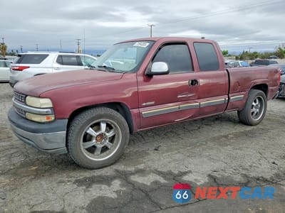 2002 CHEVROLET SILVERADO C1500 2GCEC19V821427399 - główne zdjęcie licytacji z USA - miniatura