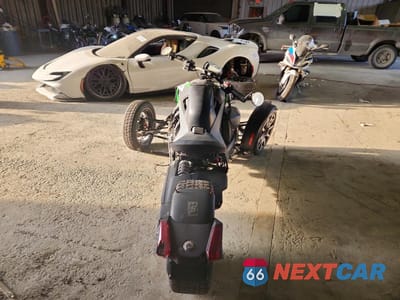 Czwarte zdjęcie samochodu z boku: 2020 CAN-AM RYKER RALLY EDITION VIN:3JB2GEG25LJ005841 - miniatura