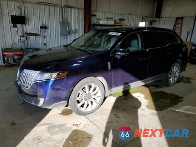 2011 LINCOLN MKT 2LMHJ5AR7BBJ52255 - główne zdjęcie licytacji z USA - miniatura