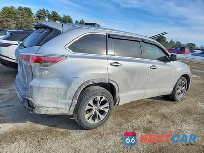 Trzecie zdjęcie samochodu z tyłu: 2016 TOYOTA HIGHLANDER XLE VIN:5TDKKRFH0GS503569 - miniatura