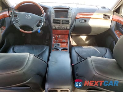 Zdjęcie 8 z 12 samochodu: 2004 LEXUS LS 430 VIN:JTHBN36F240169108 - miniatura