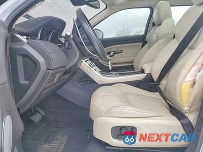 Zdjęcie 7 z 13 samochodu: 2017 LAND ROVER RANGE ROVER EVOQUE HSE VIN:SALVR2BG5HH233573 - miniatura