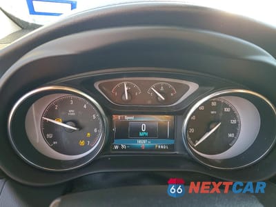 Zdjęcie 9 z 13 samochodu: 2020 BUICK ENVISION ESSENCE VIN:LRBFXCSA0LD150828 - miniatura