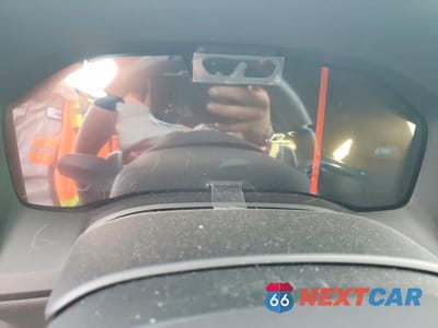 Zdjęcie 9 z 12 samochodu: 2025 BMW M8 VIN:WBSGV0C06SCT93976 - miniatura