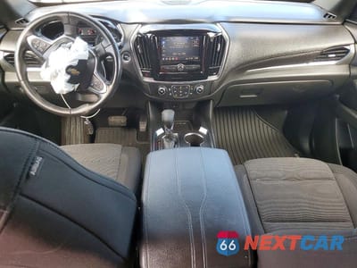 Zdjęcie 8 z 13 samochodu: 2022 CHEVROLET TRAVERSE LT VIN:1GNERGKW7NJ155787 - miniatura