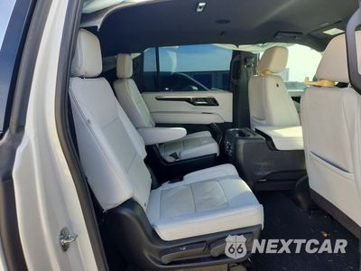 Zdjęcie 11 z 14 samochodu: 2025 CHEVROLET SUBURBAN K1500 PREMIER VIN:1GNS6FRD6SR121928 - miniatura