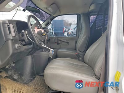 Zdjęcie 7 z 13 samochodu: 2022 CHEVROLET EXPRESS G3500 UTILITY / SERVICE VAN VIN:1GCZGHFP9N1290911 - miniatura