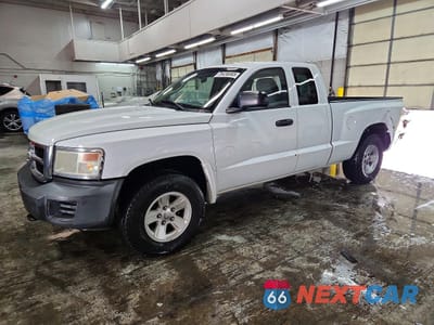 2008 DODGE DAKOTA SXT 1D3HW32N78S587011 - główne zdjęcie licytacji z USA - miniatura