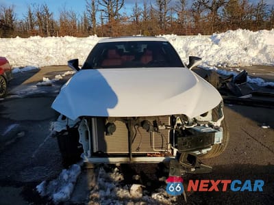 Piąte zdjęcie samochodu w środku: 2024 LEXUS IS 350 F SPORT VIN:JTHGZ1E21R5035469 - miniatura