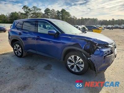 Czwarte zdjęcie samochodu z boku: 2021 NISSAN ROGUE SV VIN:5N1AT3BB2MC834847 - miniatura