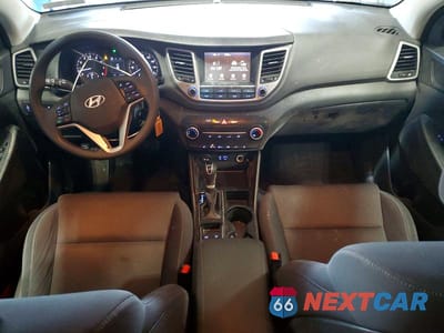 Zdjęcie 8 z 12 samochodu: 2018 HYUNDAI TUCSON SEL VIN:KM8J3CA40JU618469 - miniatura