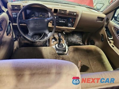 Zdjęcie 8 z 12 samochodu: 1996 GMC SONOMA VIN:1GTCS1447TK515368 - miniatura