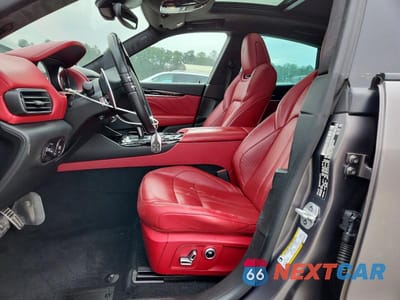Zdjęcie 7 z 12 samochodu: 2022 MASERATI LEVANTE MODENA VIN:ZN661YUM0NX381476 - miniatura