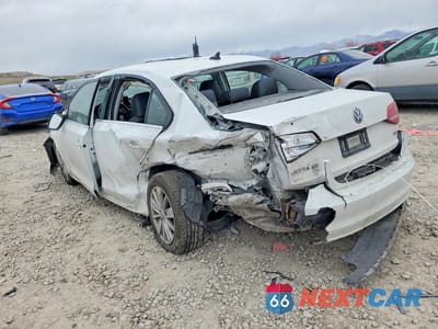 Drugie zdjęcie samochodu z przodu: 2015 VOLKSWAGEN JETTA SE VIN:3VWD07AJ6FM336742 - miniatura