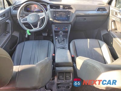 Zdjęcie 8 z 12 samochodu: 2023 VOLKSWAGEN TIGUAN SE VIN:3VVNB7AX8PM126510 - miniatura