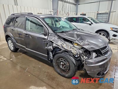Czwarte zdjęcie samochodu z boku: 2020 DODGE JOURNEY SE VIN:3C4PDCAB5LT235845 - miniatura