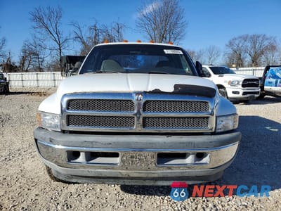 Piąte zdjęcie samochodu w środku: 2001 DODGE RAM 3500 VIN:1B7MC33671J202940 - miniatura