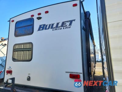 Czwarte zdjęcie samochodu z boku: 2020 KEYSTONE BULLET CAMPER VIN:4YDT29027LT433750 - miniatura