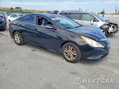 Czwarte zdjęcie samochodu z boku: 2014 HYUNDAI SONATA GLS VIN:5NPEB4AC1EH860421 - miniatura
