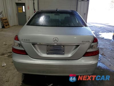 Zdjęcie 6 z 12 samochodu: 2007 MERCEDES-BENZ S 550 4MATIC VIN:WDDNG86X27A108117 - miniatura