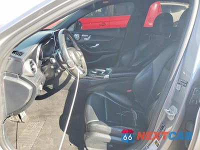 Zdjęcie 7 z 11 samochodu: 2015 MERCEDES-BENZ C 400 4MATIC VIN:55SWF6GB5FU031577 - miniatura