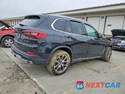 Trzecie zdjęcie samochodu z tyłu: 2023 BMW X5 XDRIVE45E VIN:5UXTA6C05P9R92228 - miniatura