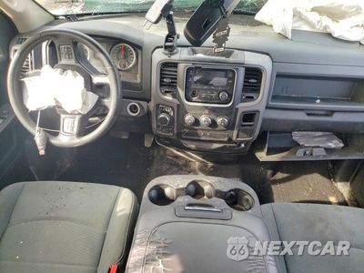 Zdjęcie 8 z 12 samochodu: 2018 RAM 1500 ST VIN:1C6RR7FG3JS102402 - miniatura