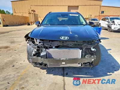 Piąte zdjęcie samochodu w środku: 2024 HYUNDAI KONA SEL VIN:KM8HB3AB8RU065128 - miniatura