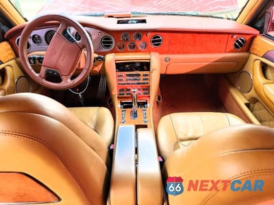 Zdjęcie 8 z 11 samochodu: 2005 BENTLEY ARNAGE T VIN:SCBLF34F15CX10562 - miniatura